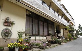 香住 なぎさ
